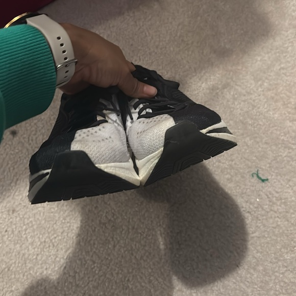 SAUCONY ENDORPHIN - Picture 4 of 9